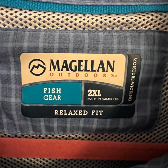 Magellan Outdoors Men's Aransas Pass Button Down long sleeve Shirt - Picture 3 of 12